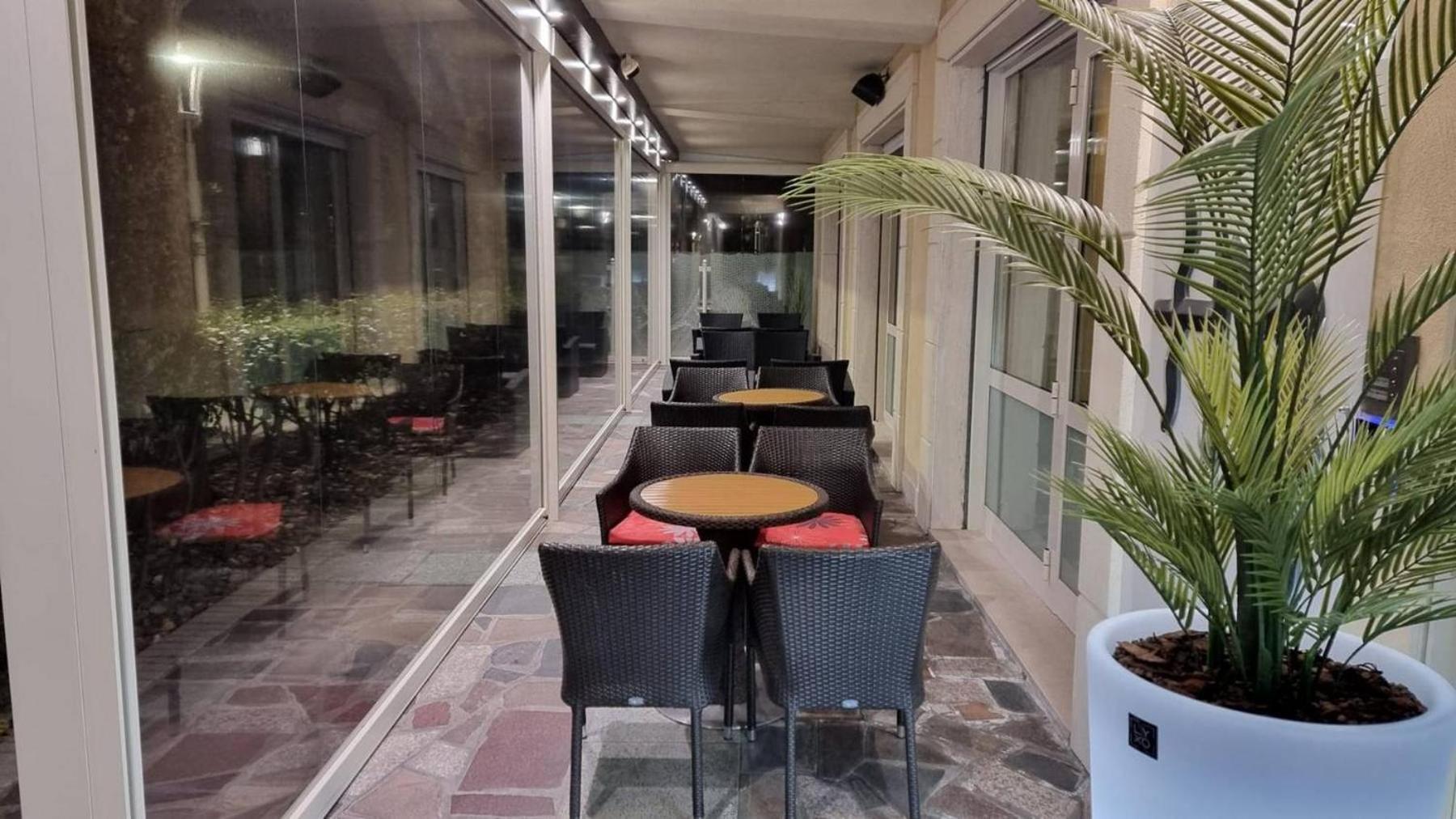 Hotel Madison Bellaria-Igea Marina Esterno foto