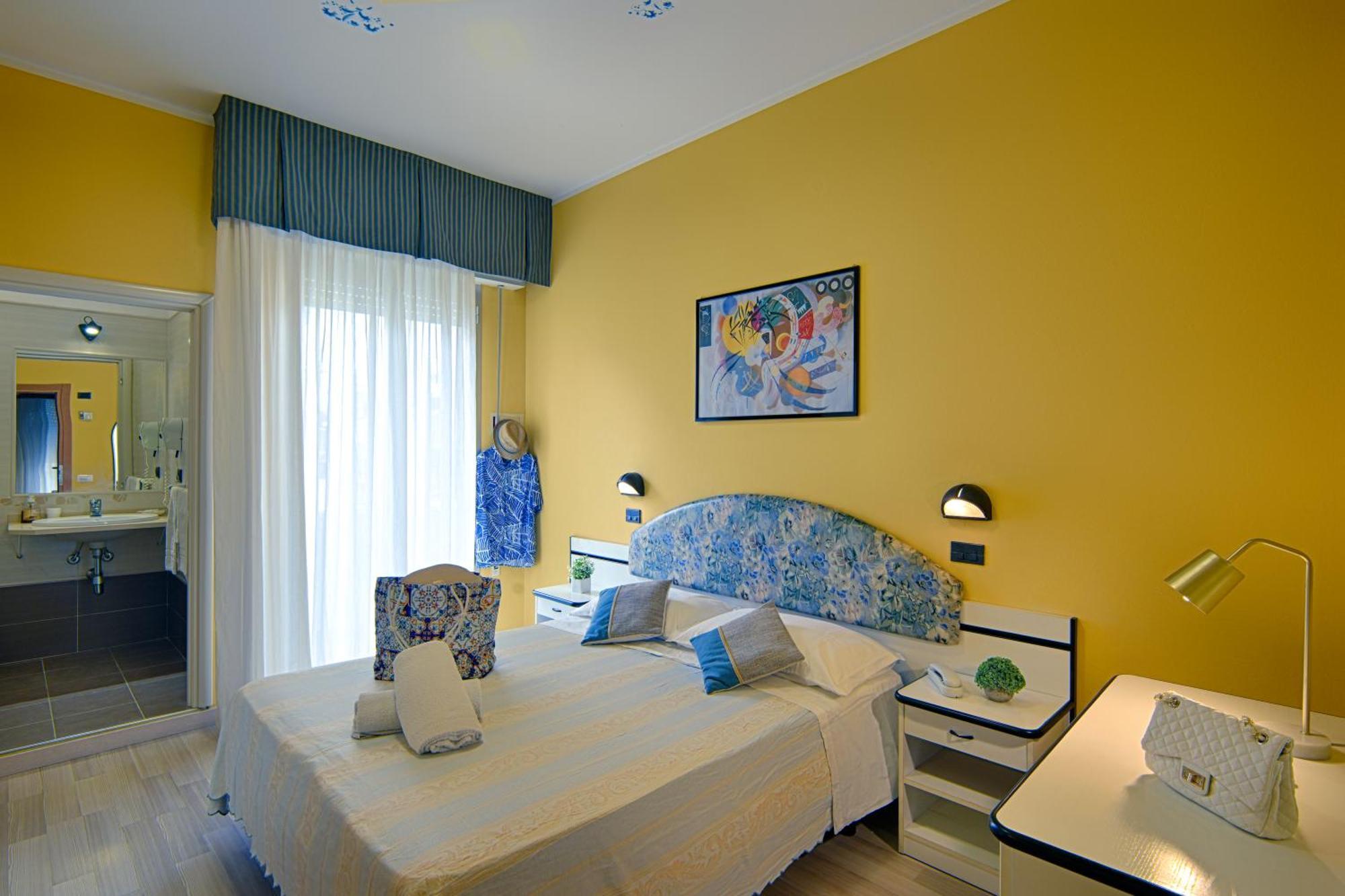 Hotel Madison Bellaria-Igea Marina Esterno foto