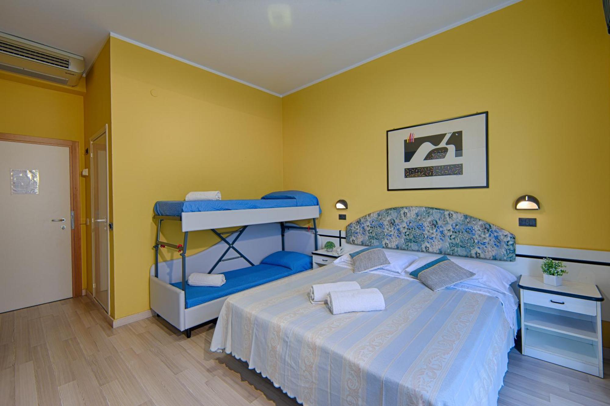 Hotel Madison Bellaria-Igea Marina Esterno foto