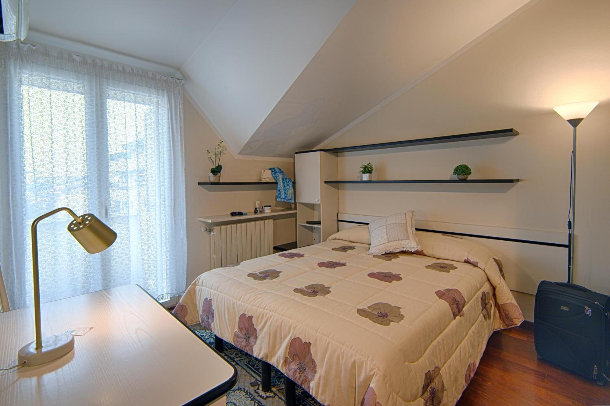Hotel Madison Bellaria-Igea Marina Esterno foto