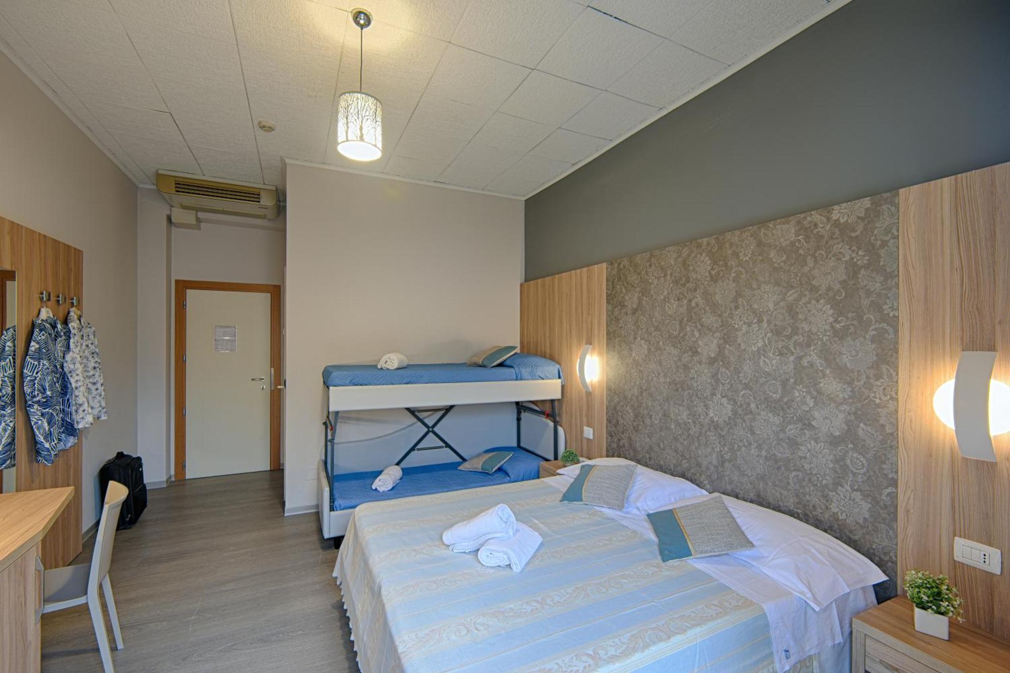 Hotel Madison Bellaria-Igea Marina Esterno foto